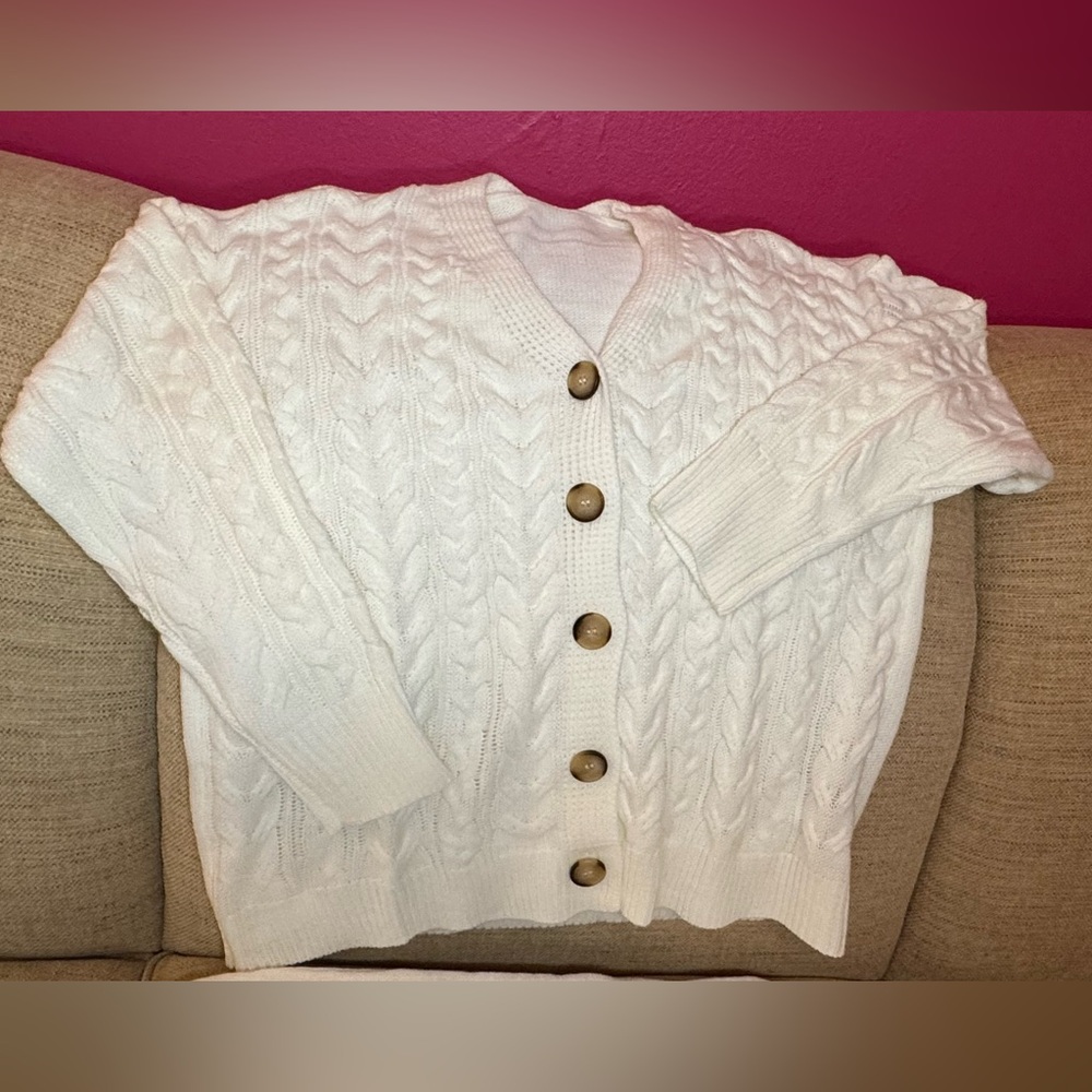 NWT Cable Knit 2-Piece Winter White Sweater Set - Picture 3 of 12
